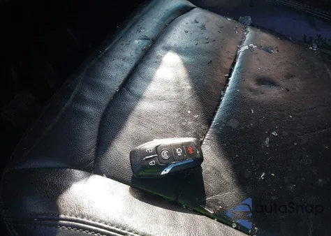 2016 Ford Explorer Xlt z USA, uszkodzony, nr VIN 1FM5K8DH5GGD24282